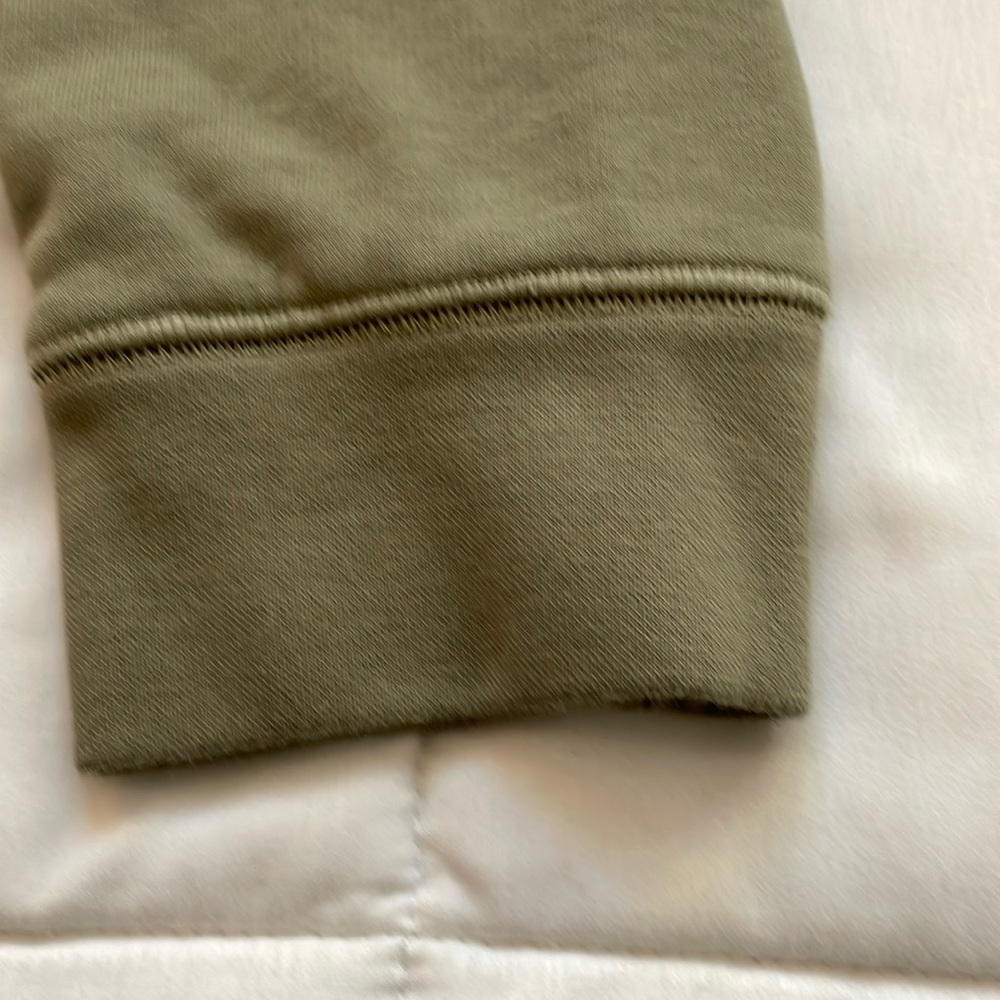 Lands' End 1/4 zip olive green sweater. Cotton/poly Men's L. Like new condition. - Picture 3 of 9